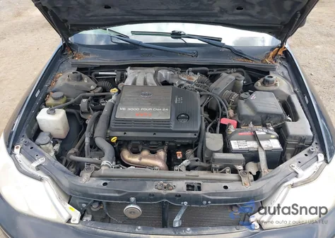 2001 Toyota Avalon Xls from USA, damaged, VIN 4T1BF28B71U125897